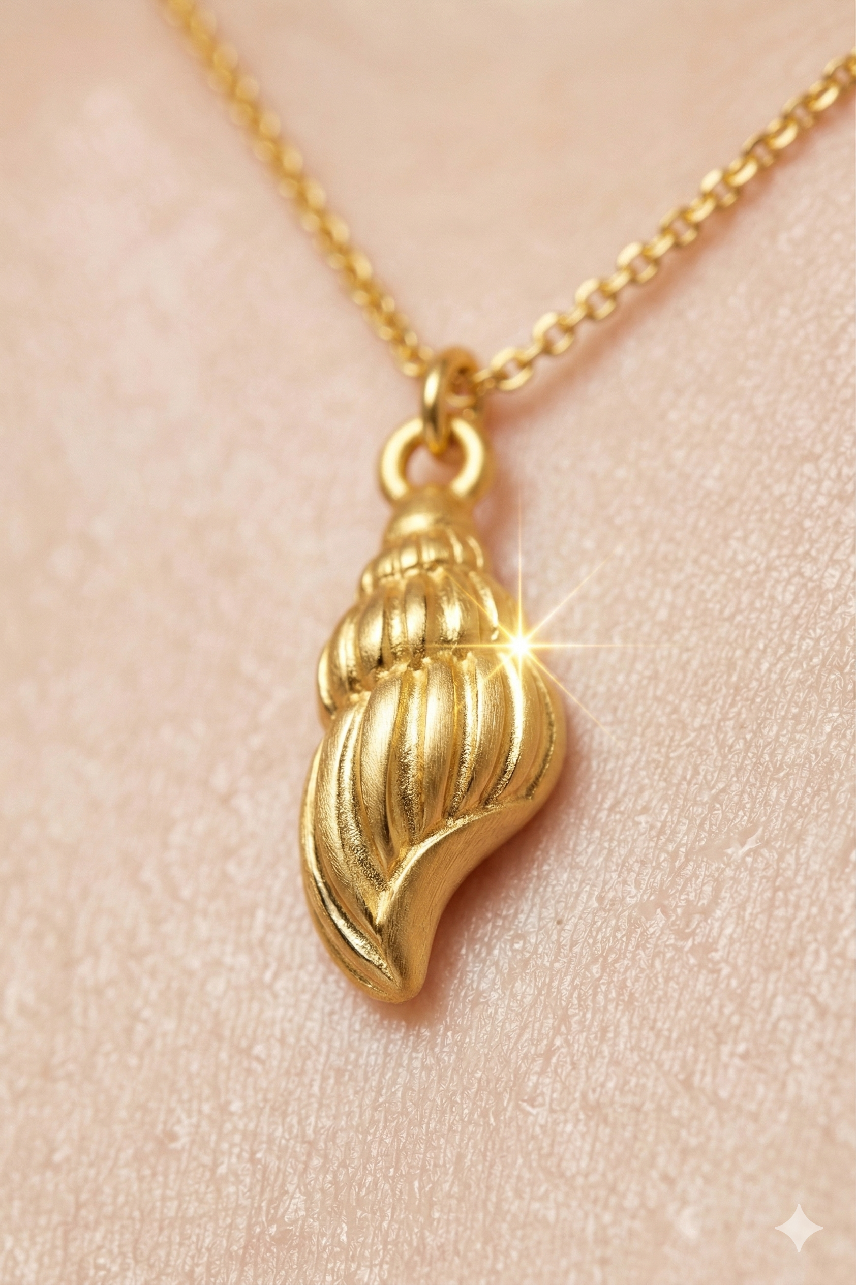 light chain with shell pendent ASH7