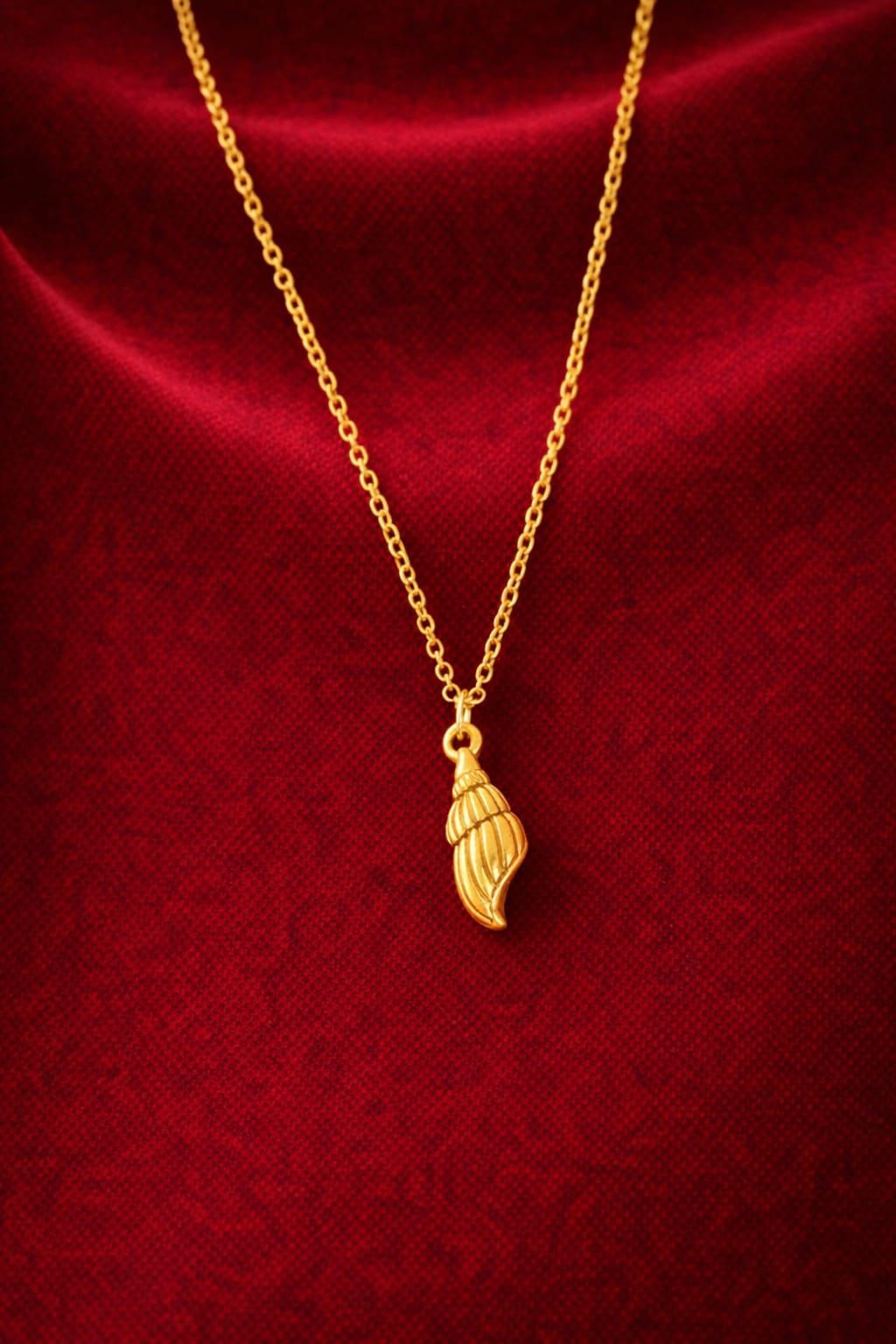 light chain with shell pendent ASH7